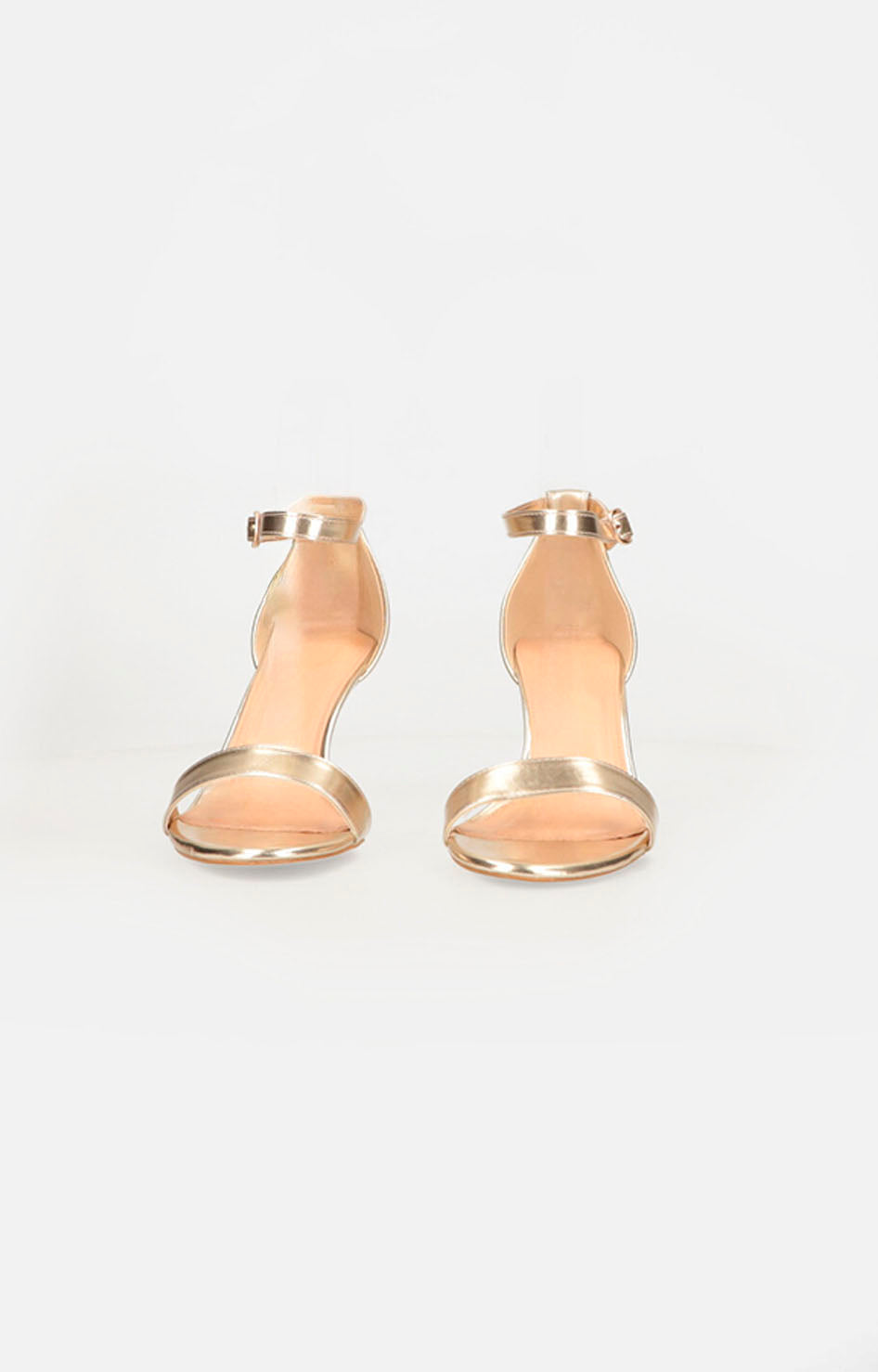 Zapatilla dorada con pulcera - ZAPATO Boutiquemirel 