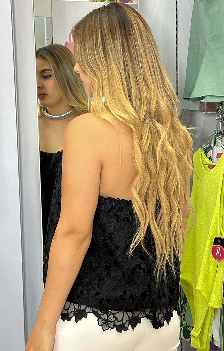 Blusa negra strapless en encaje - Boutiquemirel