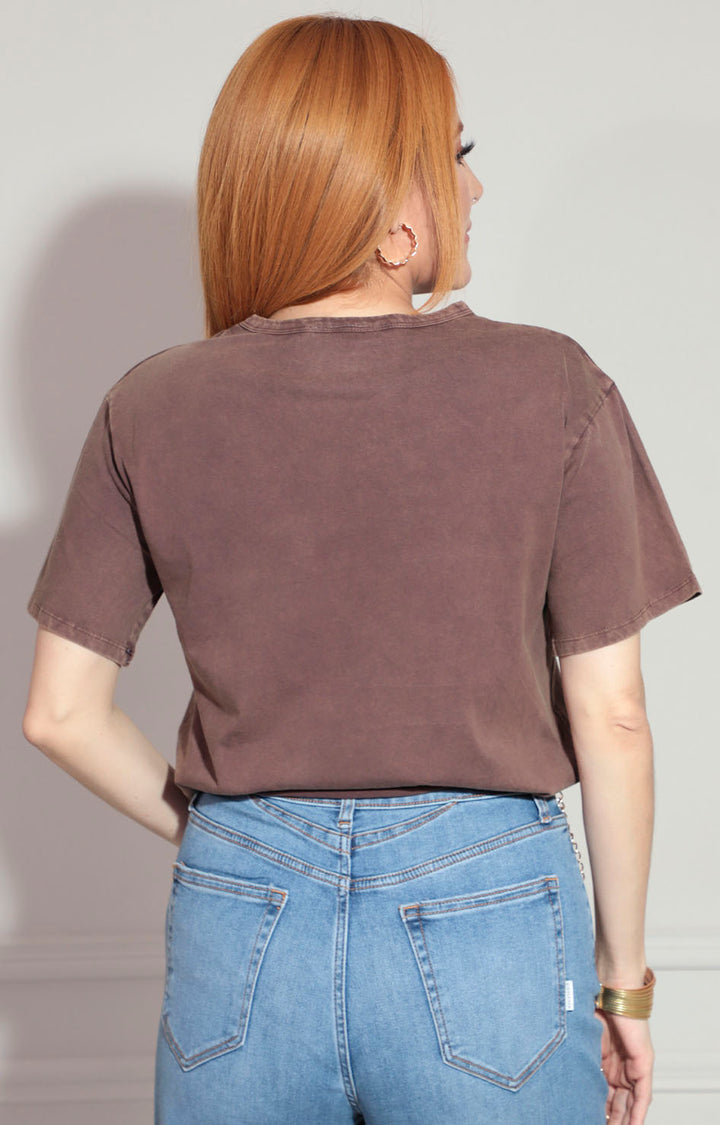 Blusa café con letras - BLUSA Boutiquemirel 