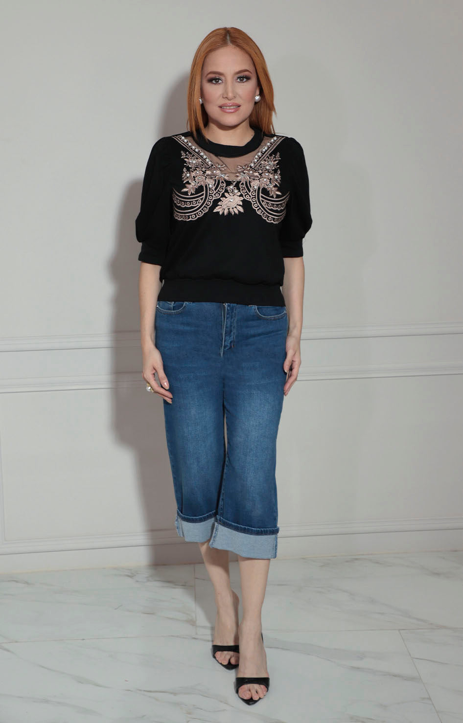 Blusa negra bordada - BLUSA Boutiquemirel 