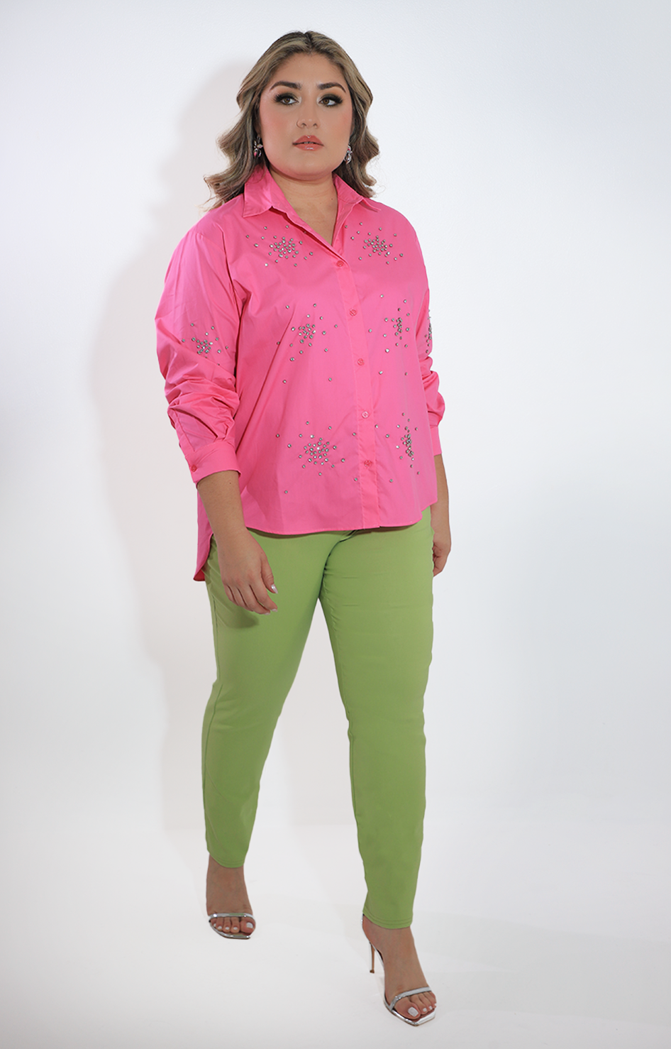 Blusa fucsia con aplicaciones de brillos y manga larga - BLUSA Boutiquemirel 