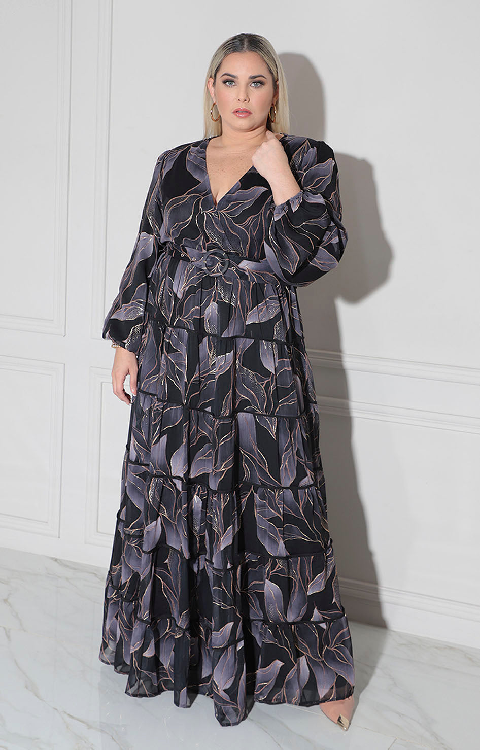 Vestido negro floral