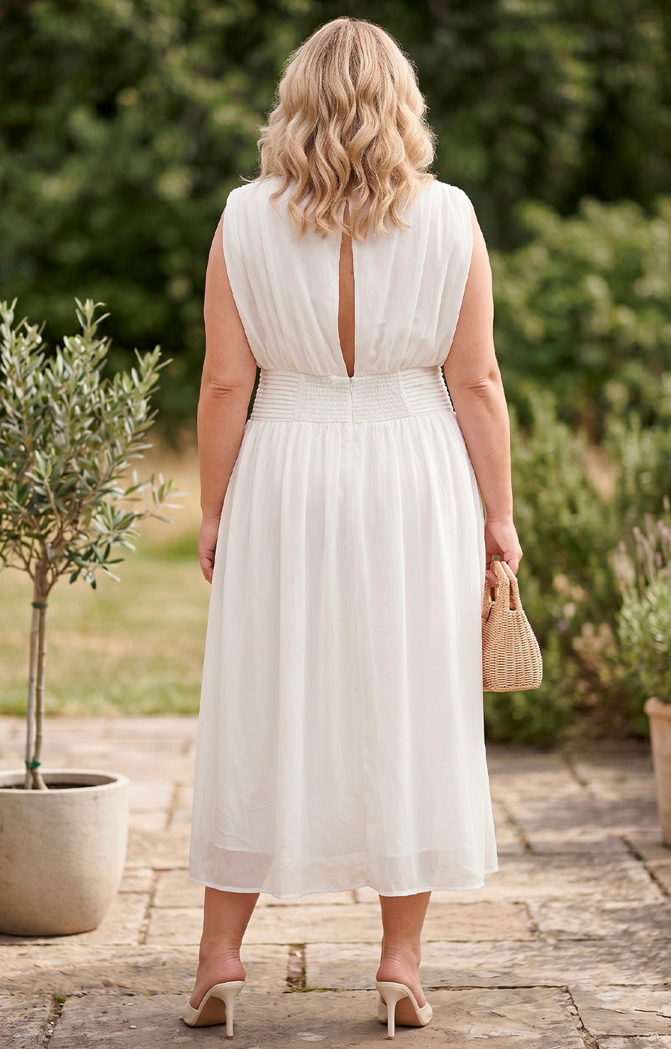 Vestido beige liso - VESTIDO LARGO CURVY Boutiquemirel 