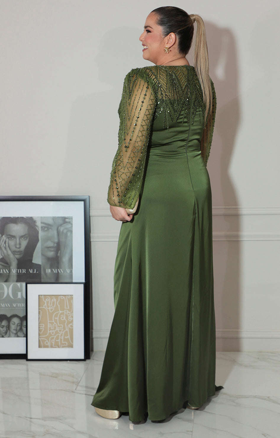 Vestido verde con transparencia y brillos de manga larga - VESTIDO Boutiquemirel 