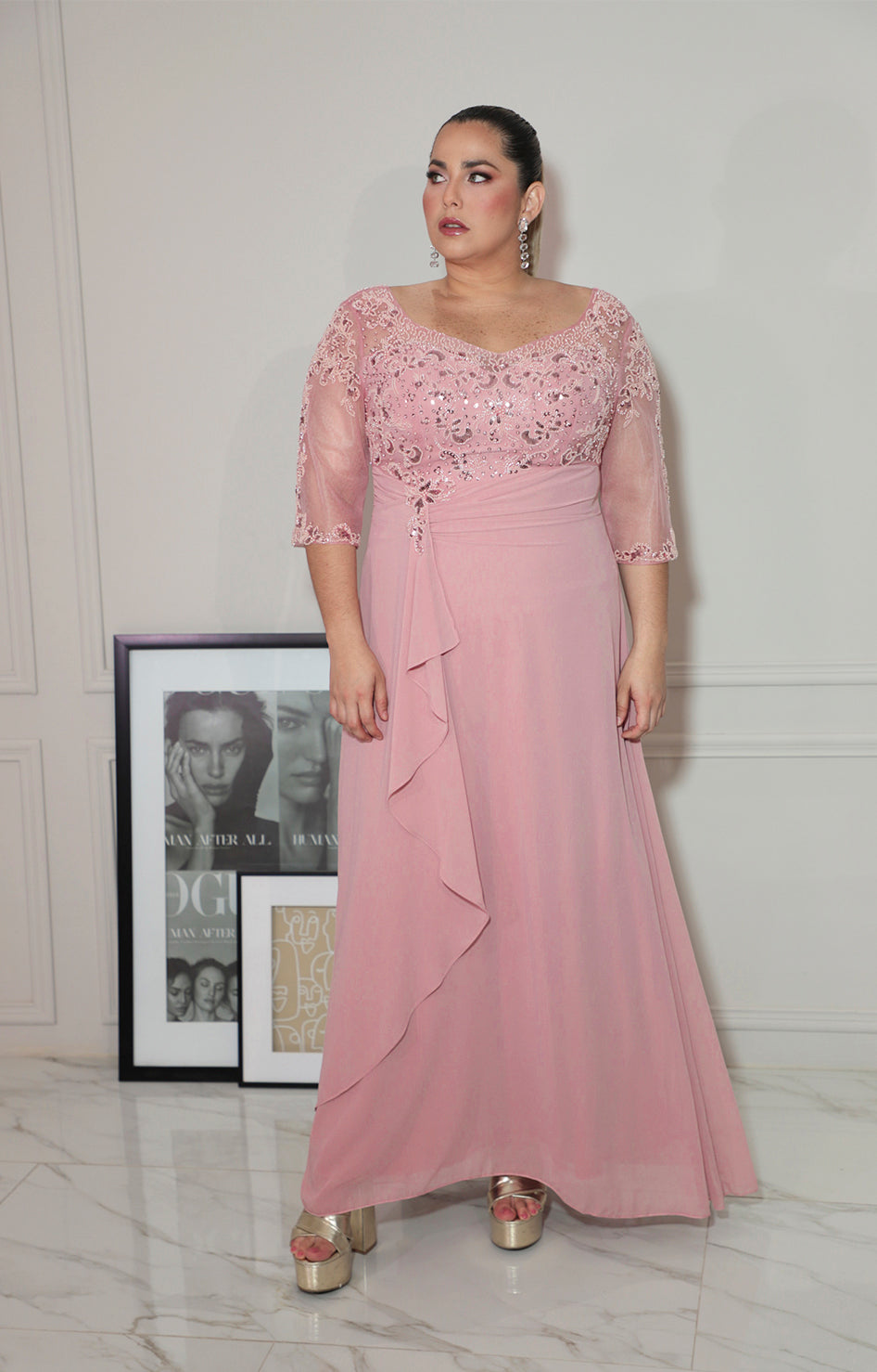 Vestido rosa con transparencia y brillo de manga 3/4 - VESTIDO Boutiquemirel 