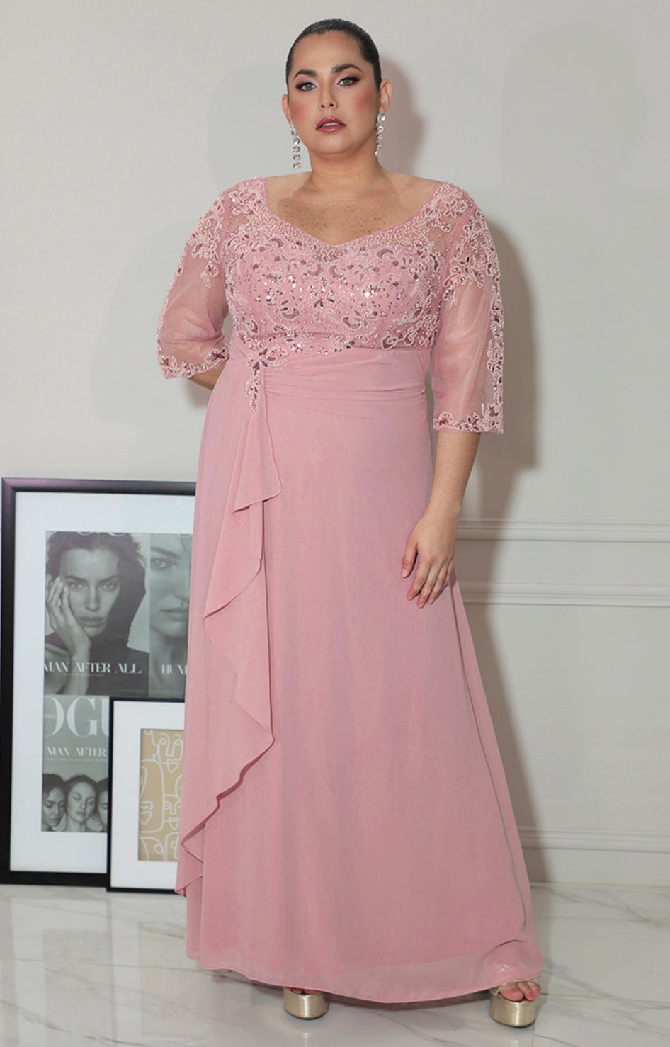 Vestido rosa con transparencia y brillo de manga 3/4 - VESTIDO Boutiquemirel 