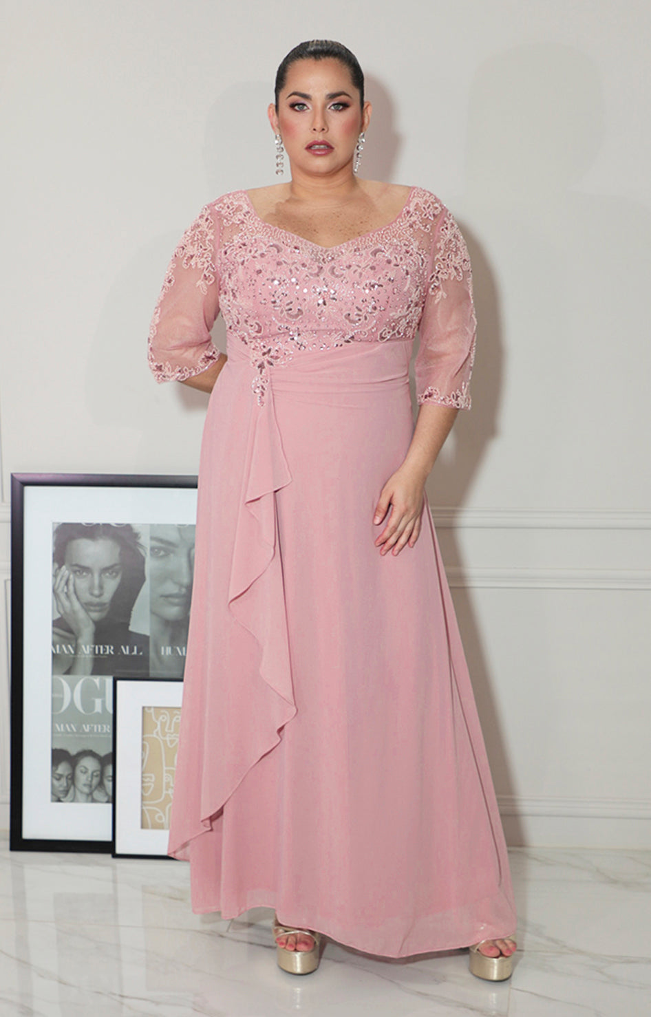 Vestido rosa con transparencia y brillo de manga 3/4 - VESTIDO Boutiquemirel 