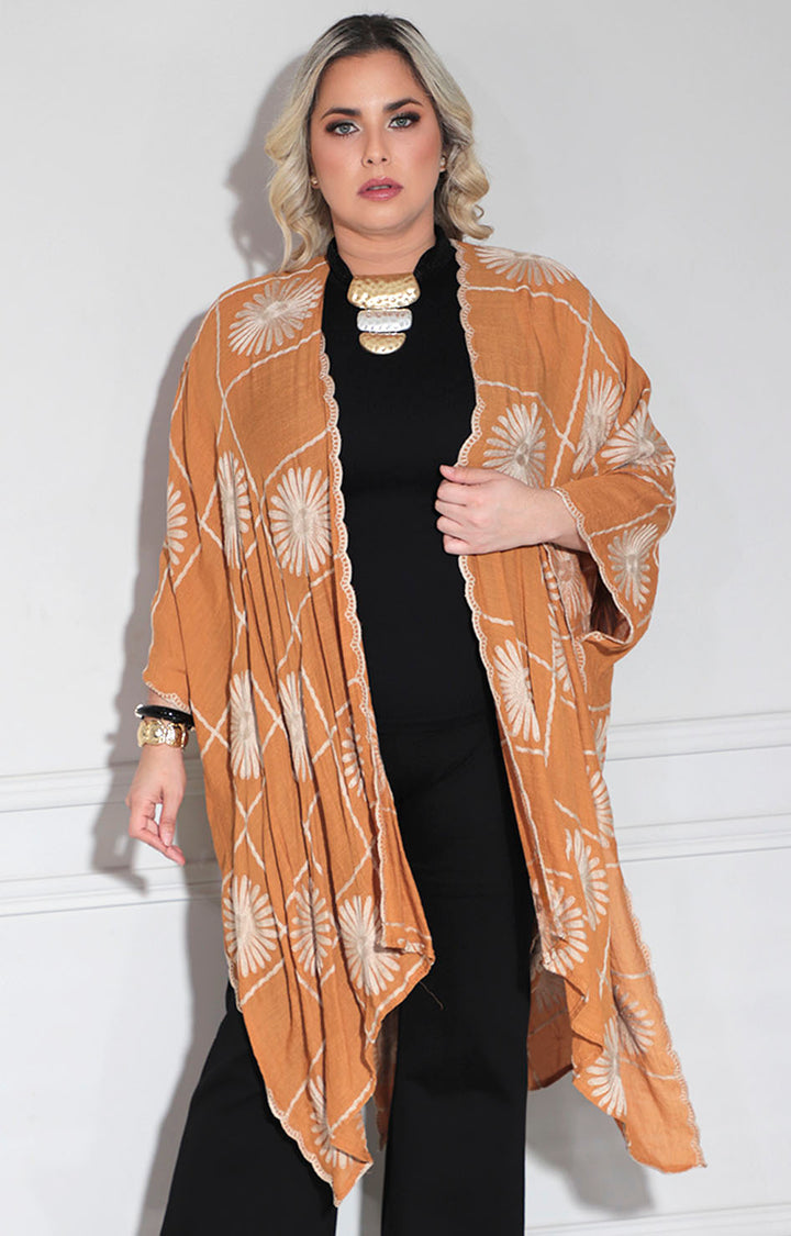 Kimono mostaza bordado