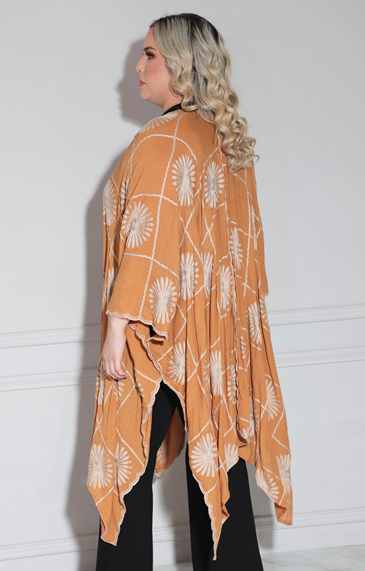 Kimono mostaza bordado