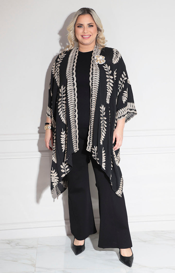 Kimono negro bordado