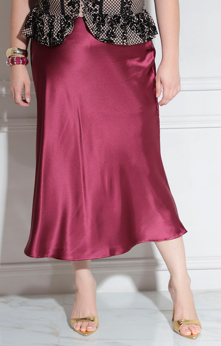 Falda vino satinada