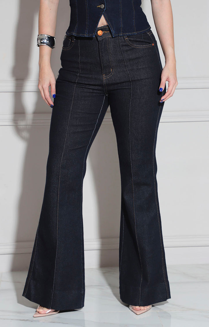 Pantalón denim flare