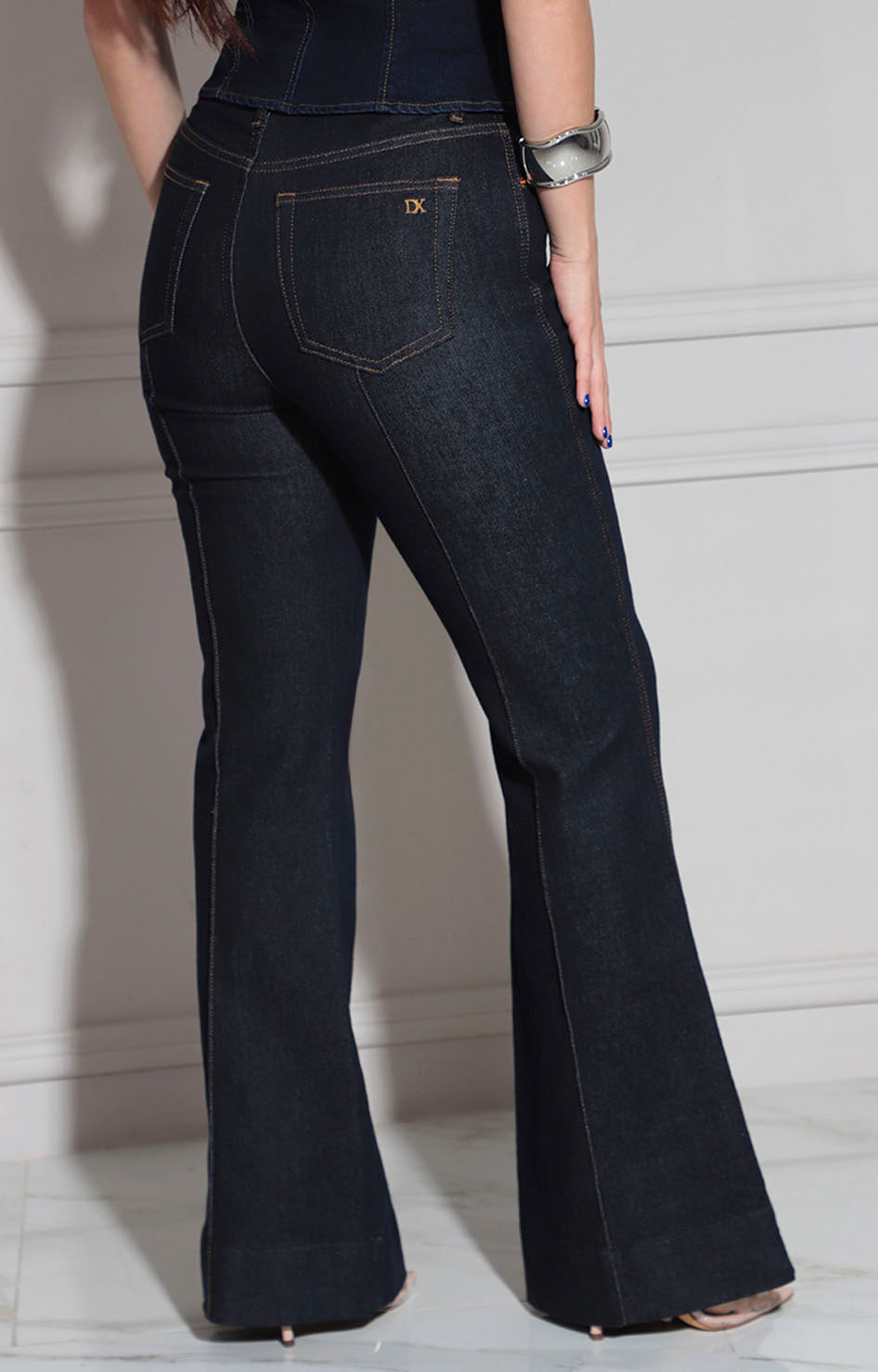 Pantalón denim flare