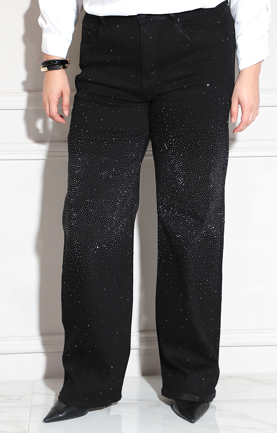 Pantalón negro con brillos