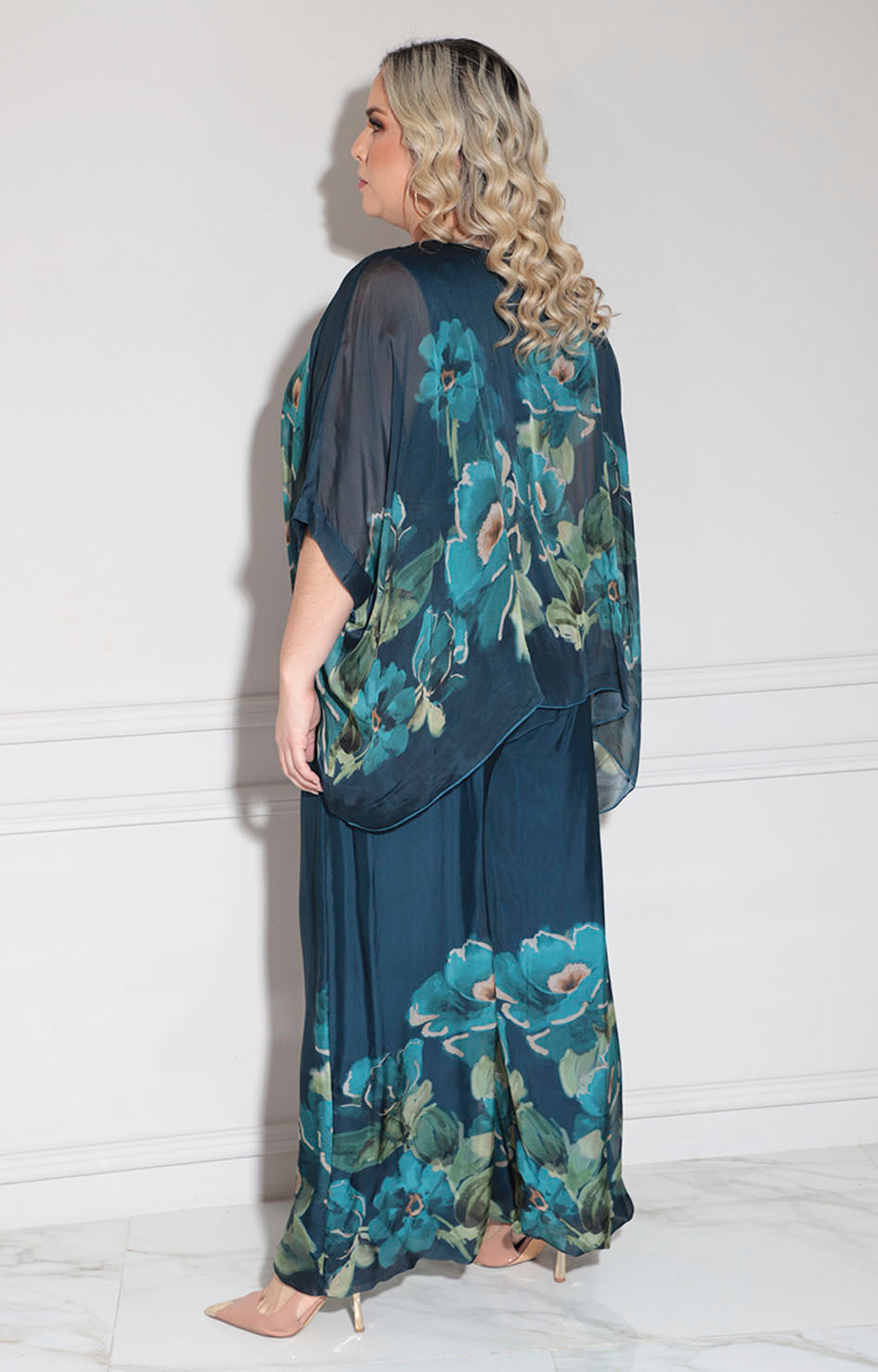 Conjunto de seda verde