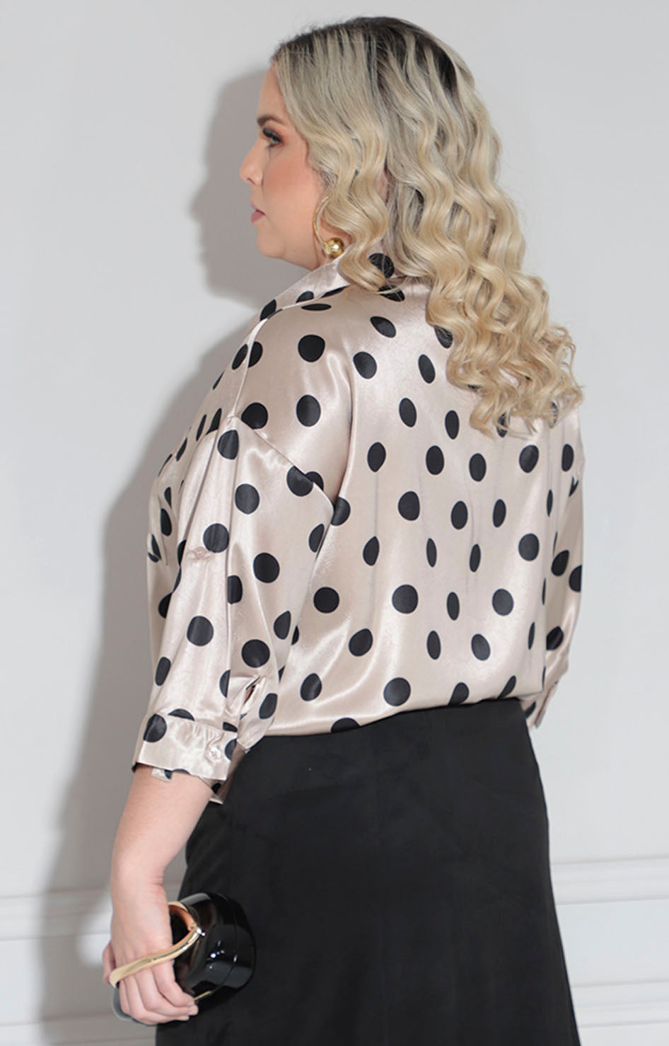 Blusa beige polka-dots