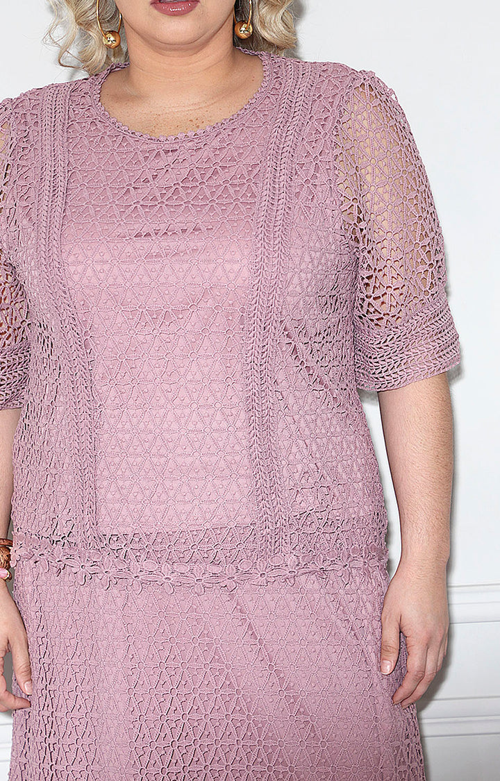 Conjunto rosa en guipur