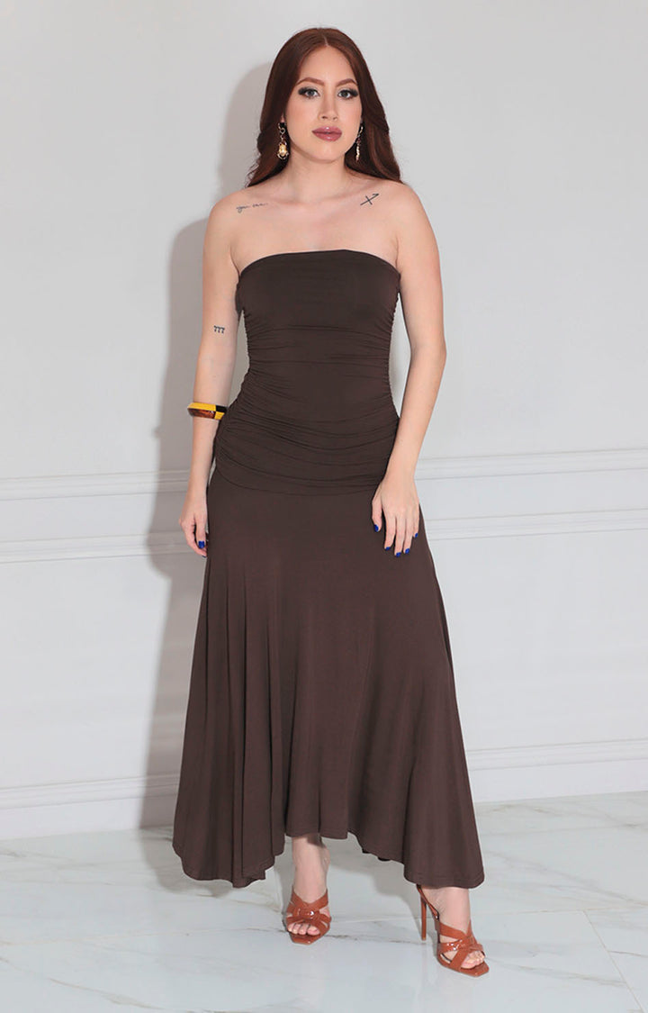 Vestido strapless café