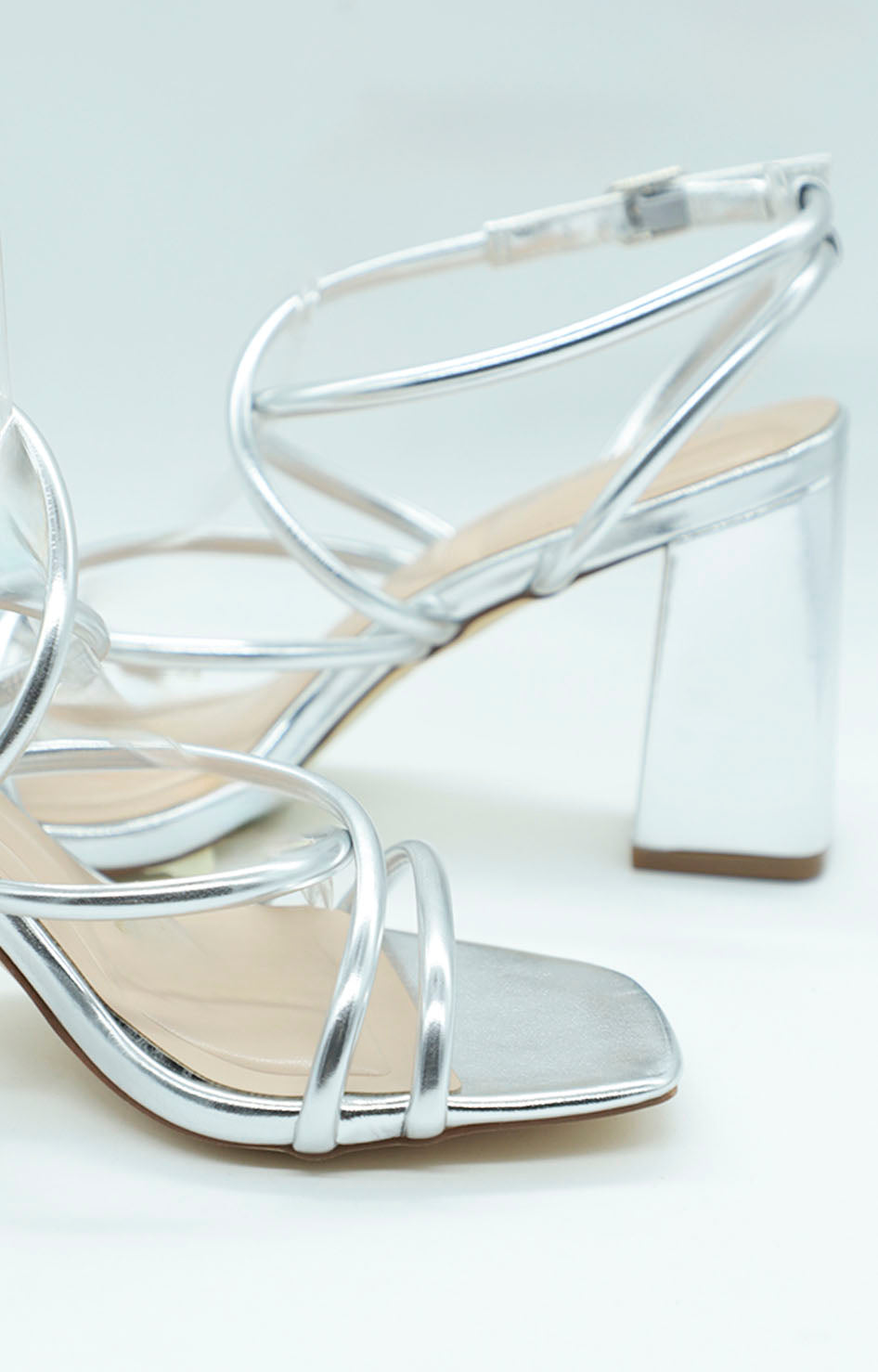 Zapatilla plata con tiras - ZAPATO Boutiquemirel 