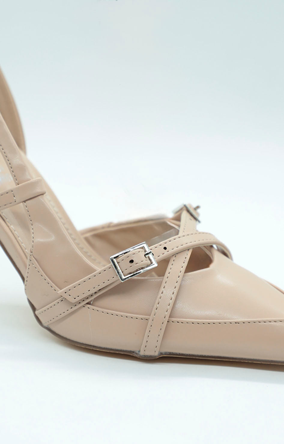 Zapatilla nude con hebilla - ZAPATO Boutiquemirel 