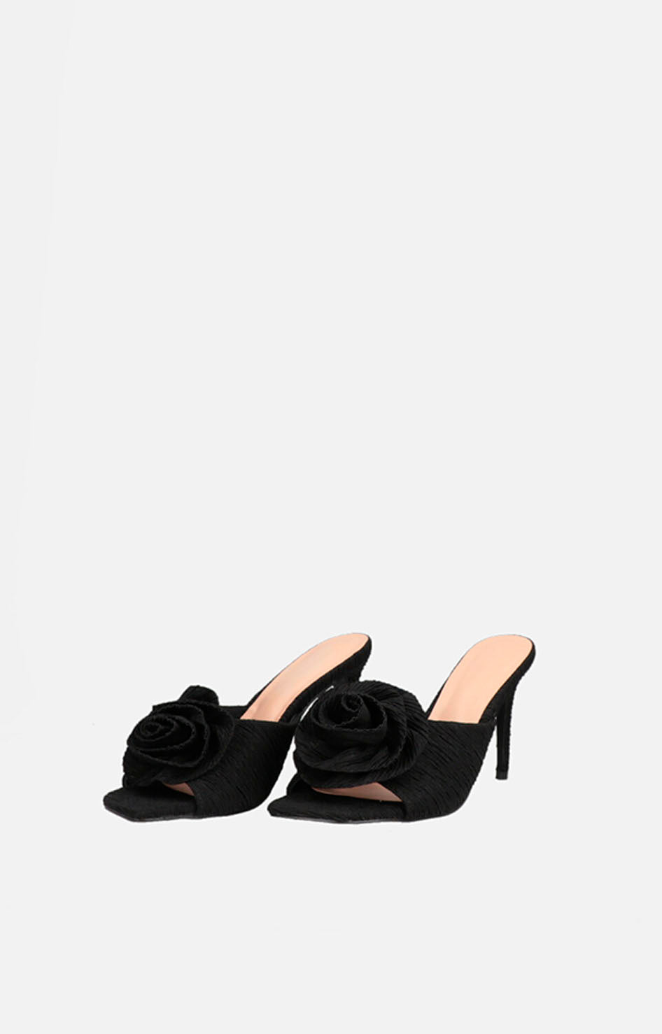 Zapatilla negra con flor - ZAPATILLA Boutiquemirel 