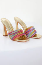 Zapatilla dorada con brillos multicolor - ZAPATO Boutiquemirel 