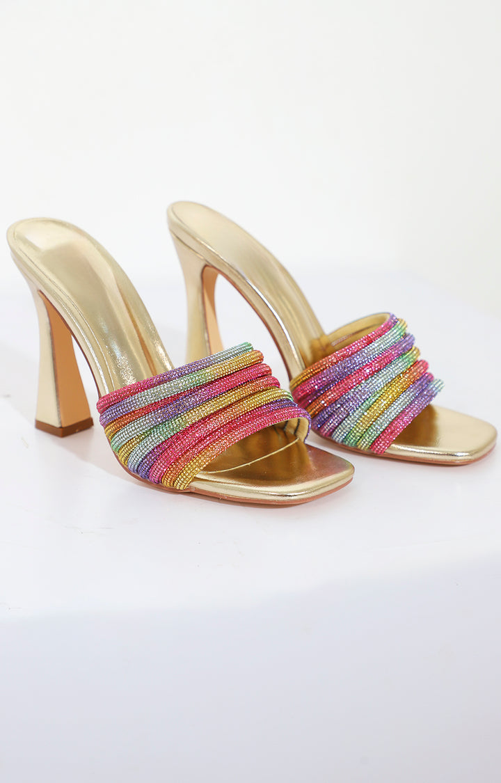 Zapatilla dorada con brillos multicolor - ZAPATO Boutiquemirel 