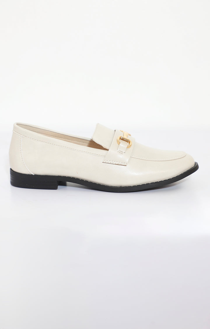 Mocasines beige con hebilla dorada - FLATS Boutiquemirel 