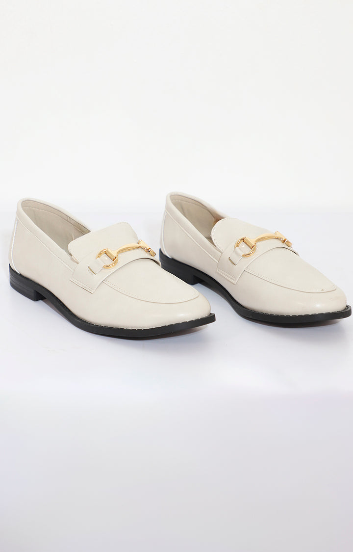 Mocasines beige con hebilla dorada - FLATS Boutiquemirel 