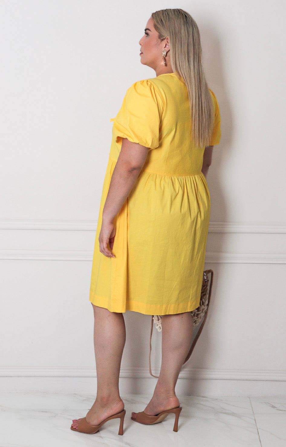 Vestido amarillo con mangas globo - VESTIDO CORTO CURVY Boutiquemirel 