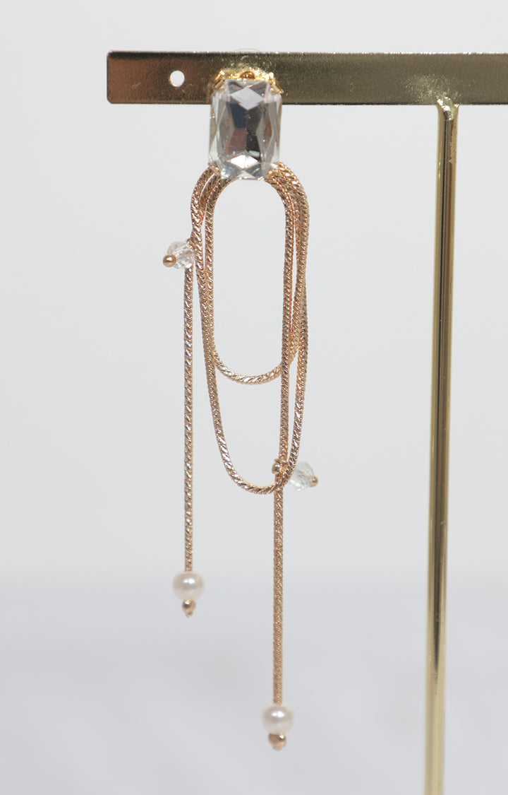 Aretes dorados largos con perlas - ARETE Boutiquemirel 