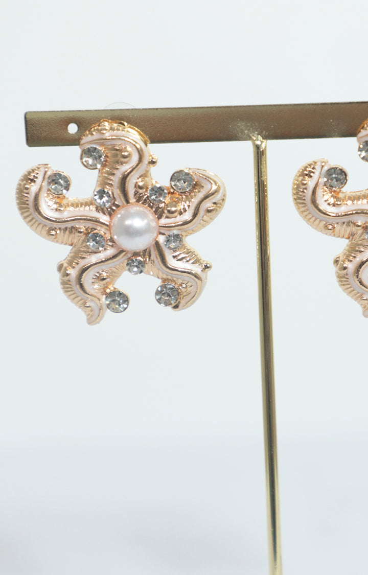 Aretes dorados de estrella con perlas - ARETE Boutiquemirel 