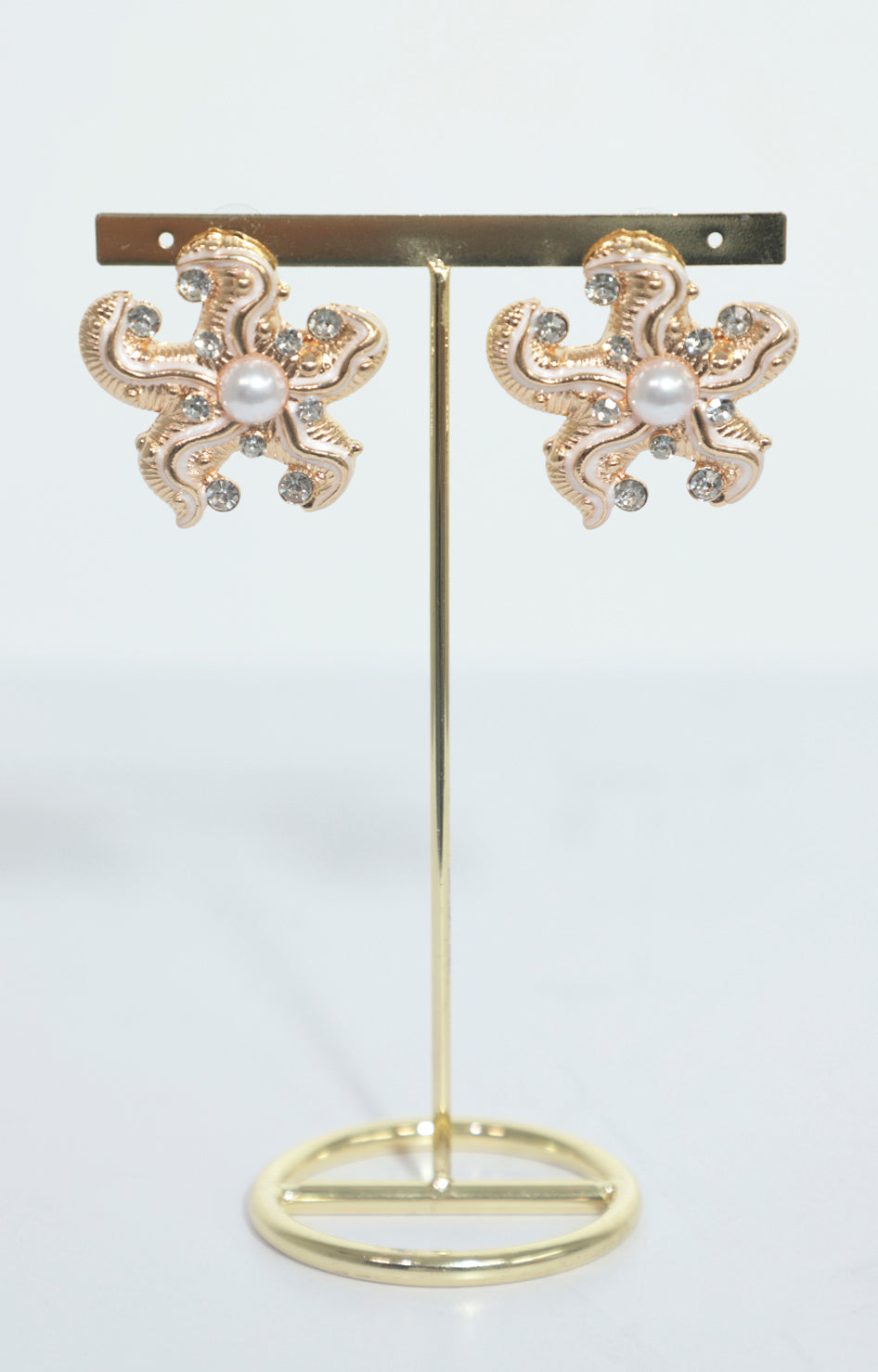 Aretes dorados de estrella con perlas - ARETE Boutiquemirel 