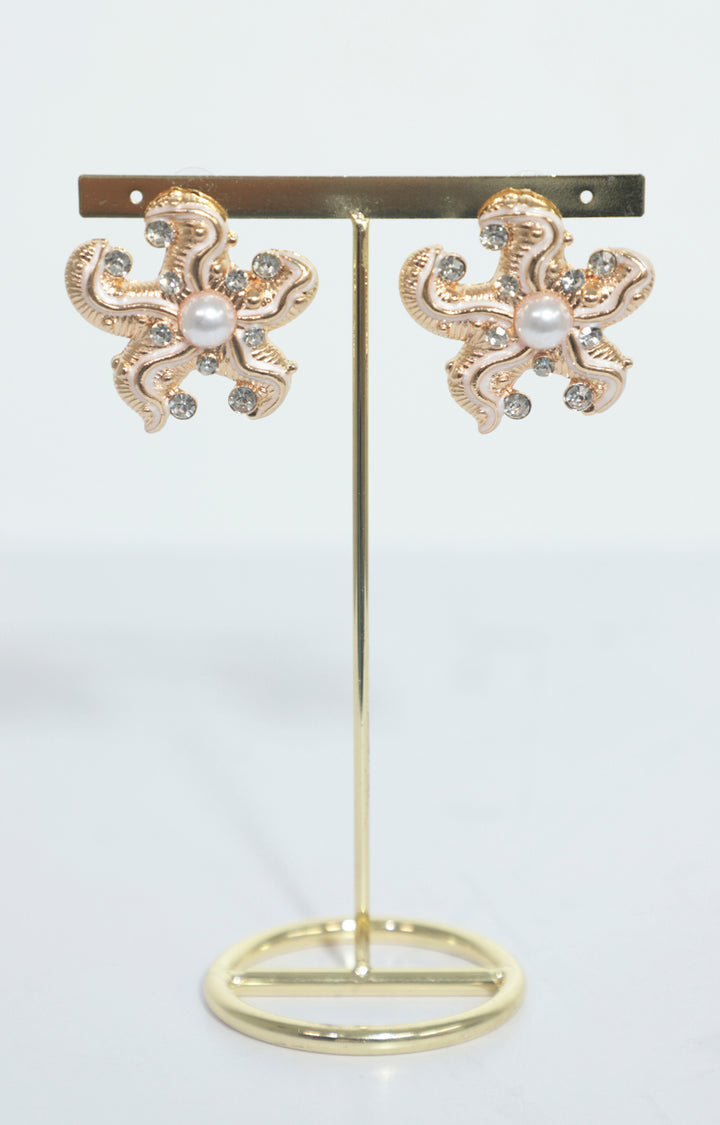 Aretes dorados de estrella con perlas - ARETE Boutiquemirel 