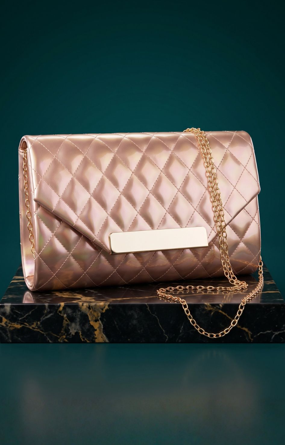 Bolsa clutch dorada