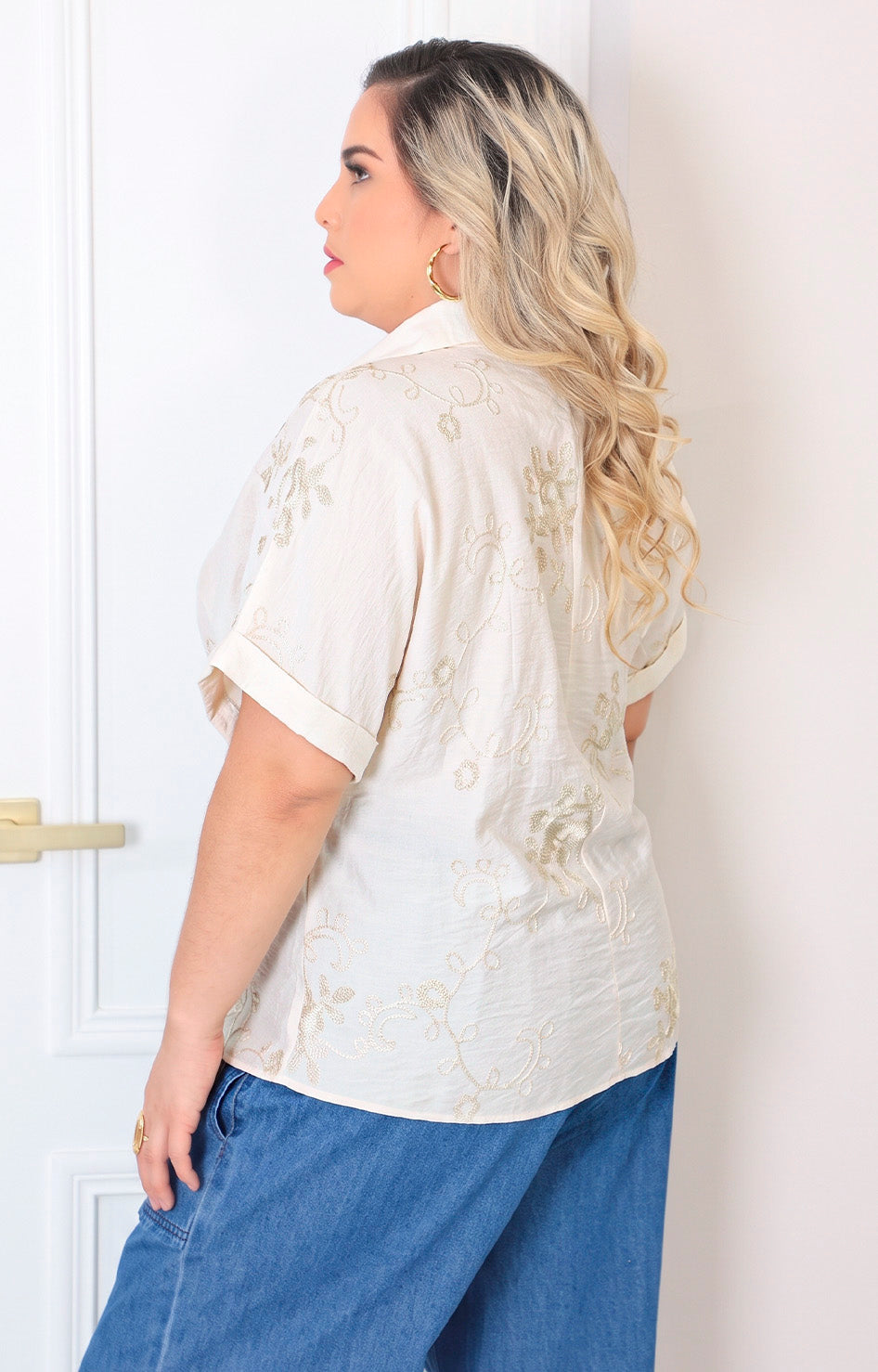 Blusa con bordado