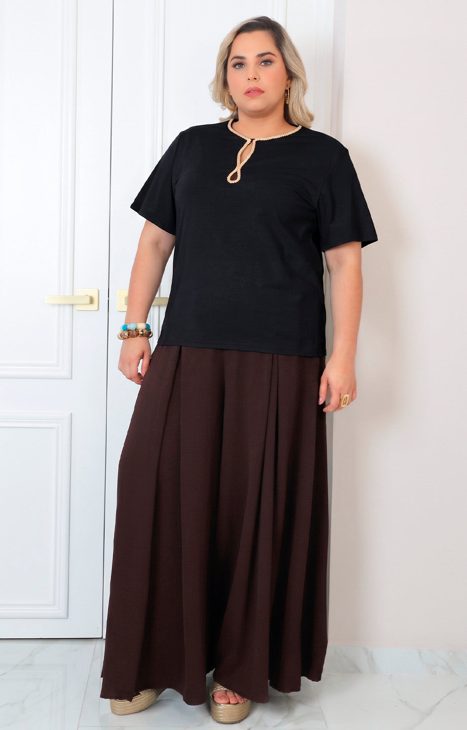 Blusa lisa con brillos