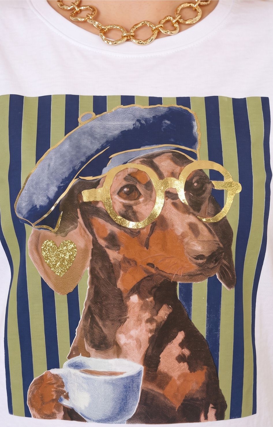 Blusa blanca con estampado de rayas y perrito