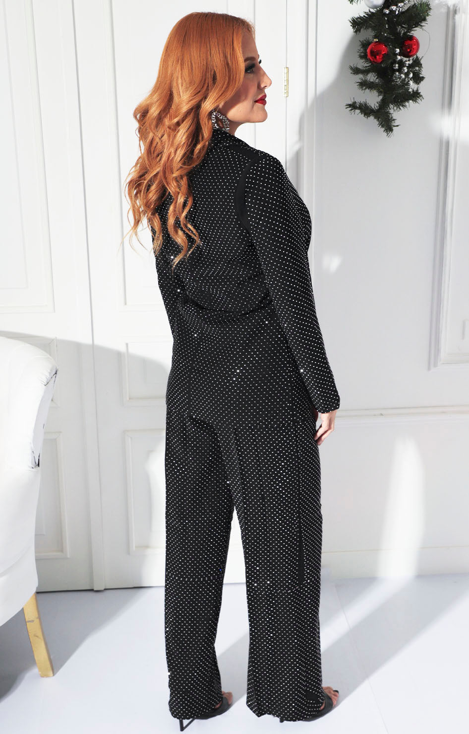 Conjunto negro con brillos