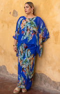 Conjunto azul rey con estampado tropical