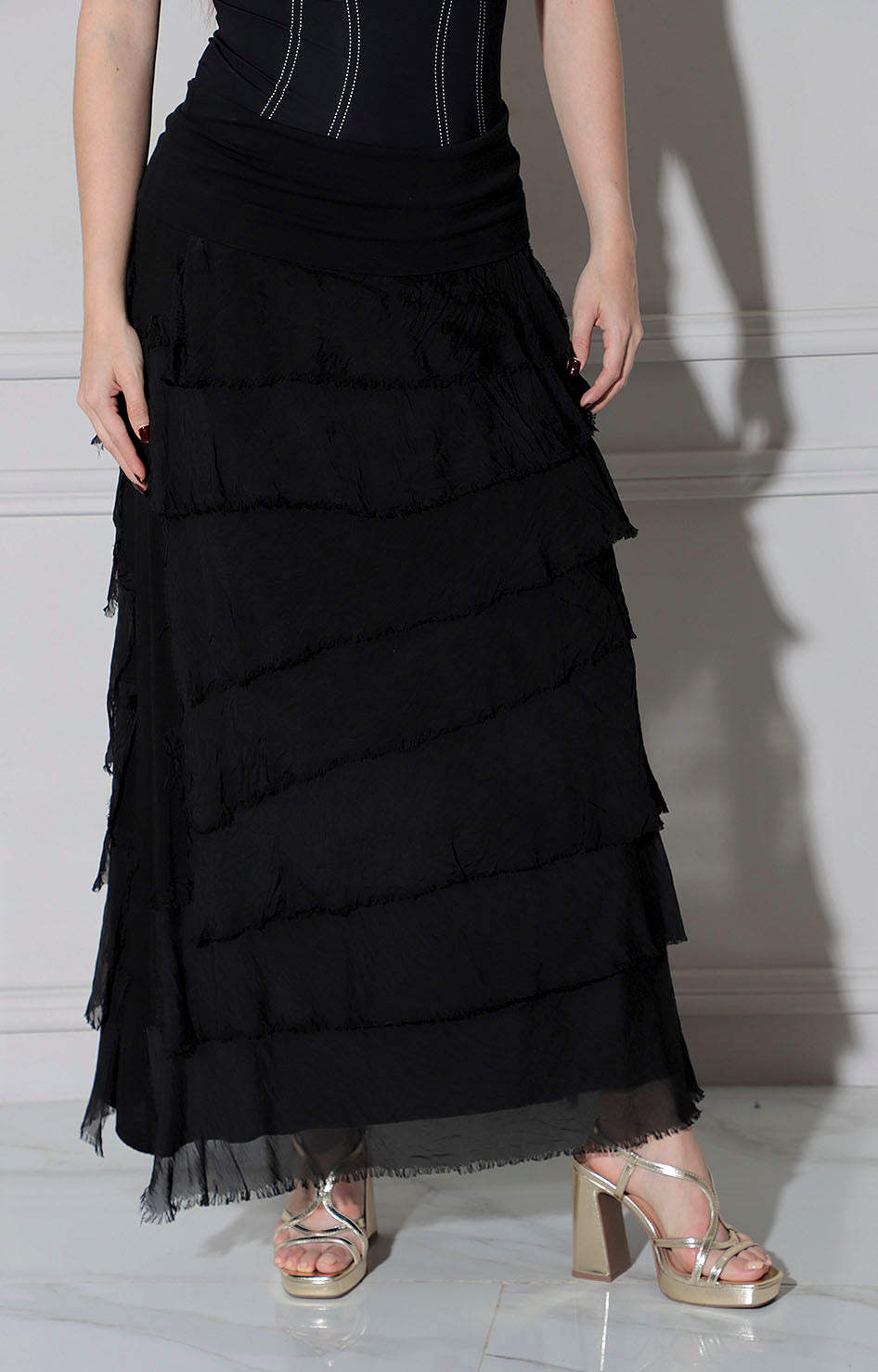 Falda negra con volantes - FALDA Boutiquemirel 