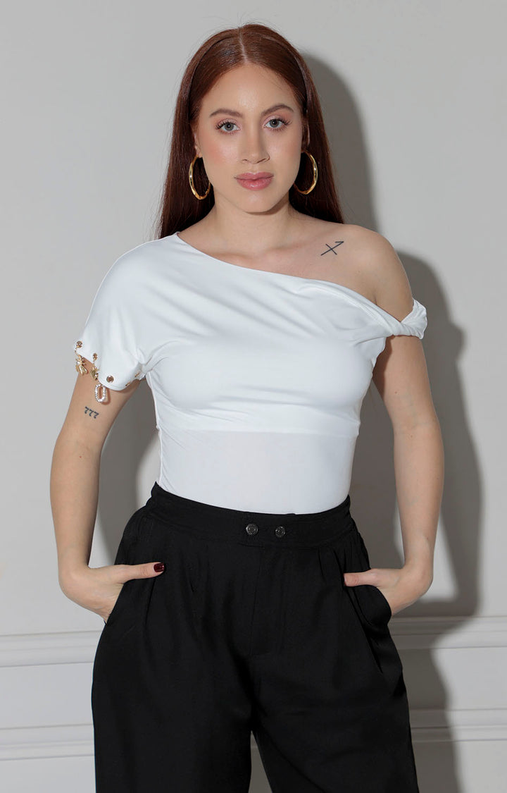 Blusa blanca asimetrica - BLUSAS REGULAR Boutiquemirel 