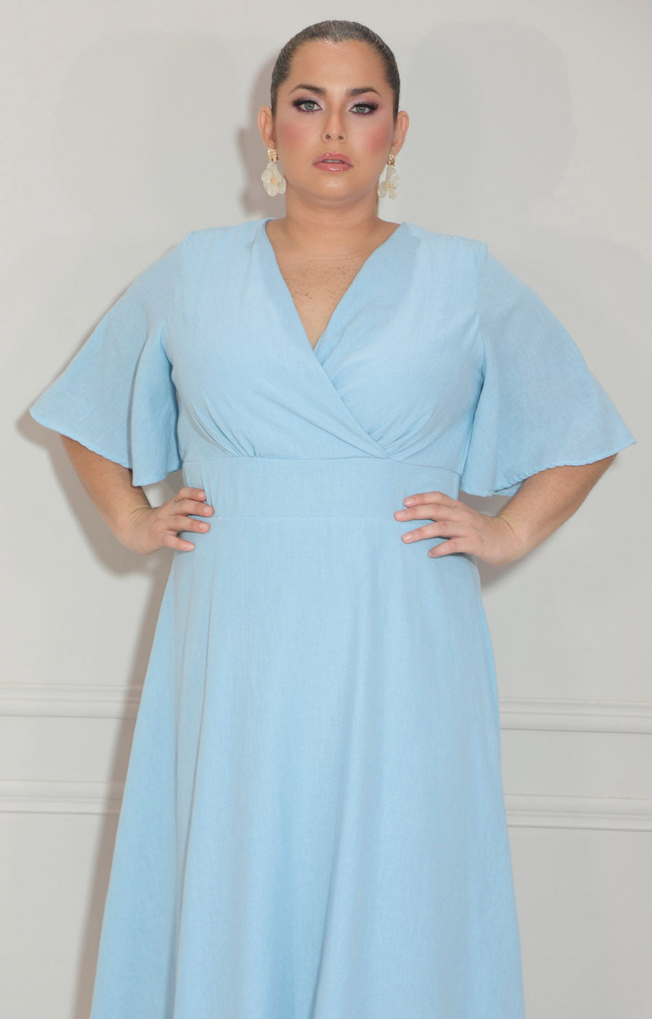 Vestido azul corto con manga volante - VESTIDO Boutiquemirel 