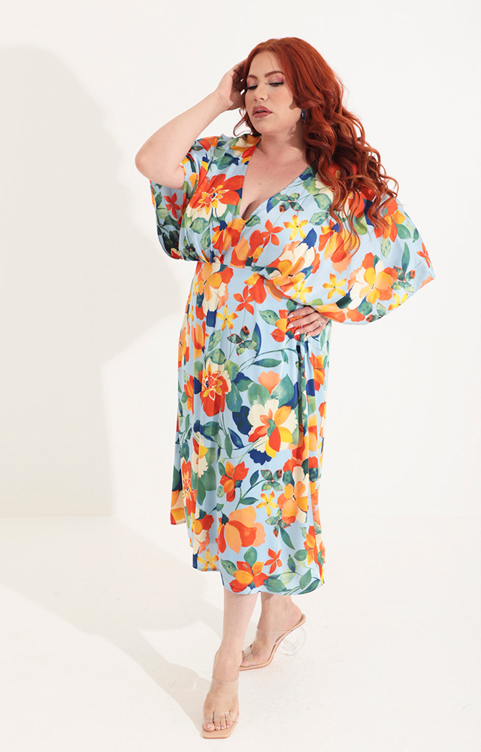 Vestido azul con flores multicolor - VESTIDO Boutiquemirel 