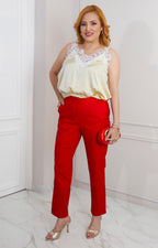 Blusa amarilla satinada con encaje
