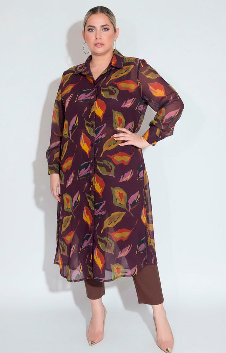 Blusón morado con hojas