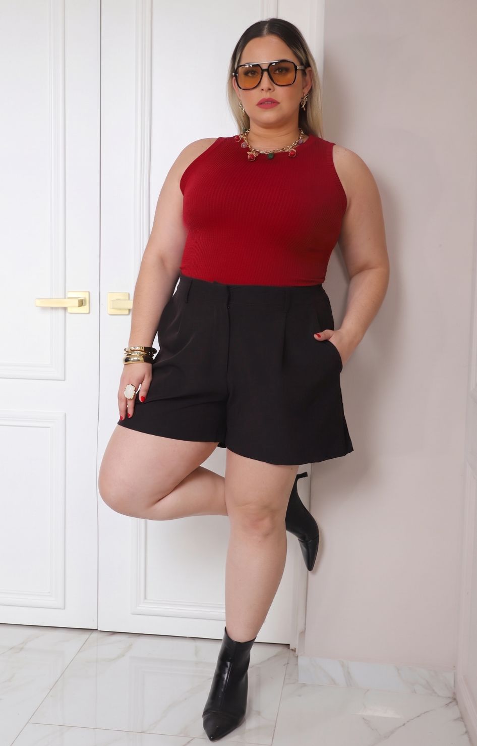 Short negro de tiro alto