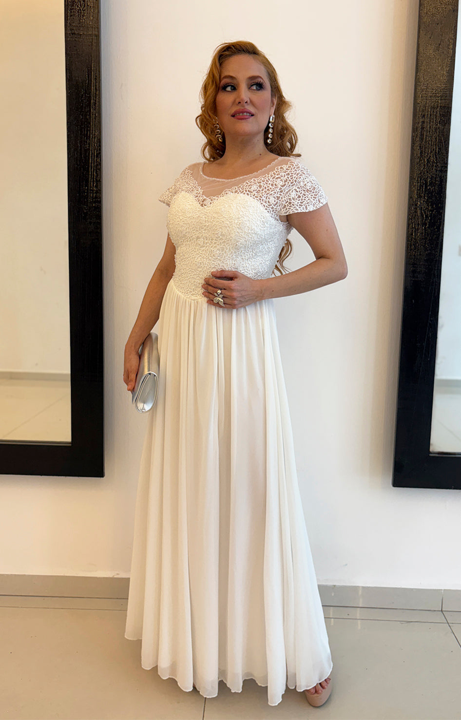 Vestido blanco de tirantes con bordado y brillos - VESTIDO Boutiquemirel 