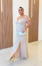 Vestido beige con bordado y brillos de manga volante - VESTIDO Boutiquemirel 