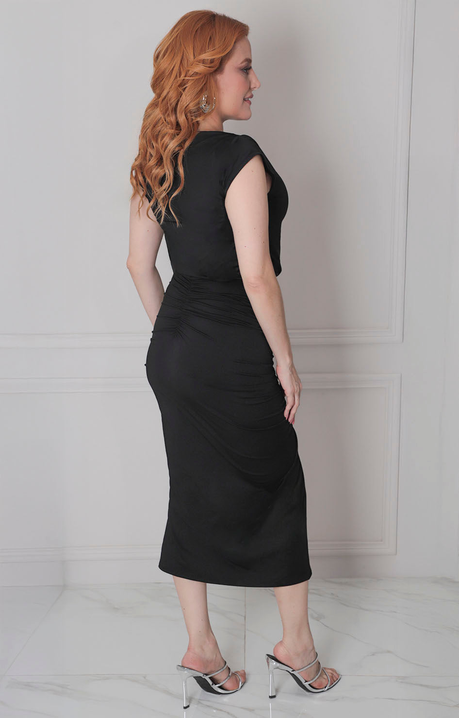 Vestido negro fruncido - VESTIDO Boutiquemirel 
